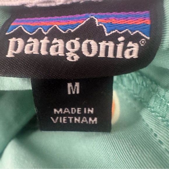 Patagonia athletic shorts size medium - Picture 6 of 6